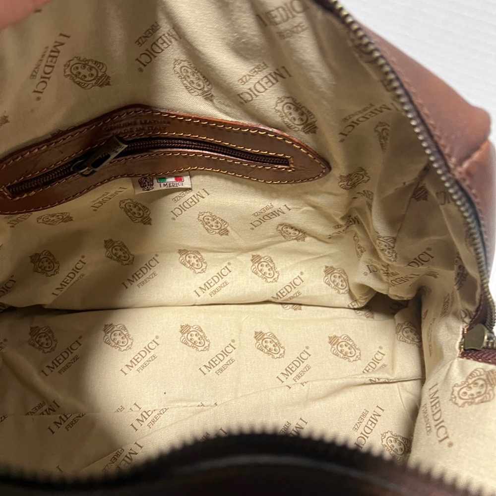 Structured Brown Leather Satchel with Detachable Strap - Picture 7 of 15